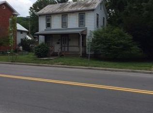 905 Chestnut St, Mifflinburg, PA 17844
