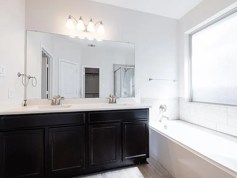 2517 Auburn Chestnut Ln — Photo 13