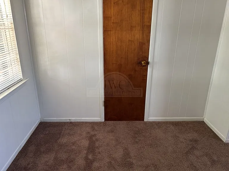 906 Jefferis Ave — Photo 11