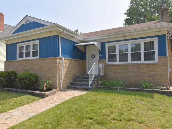 197 Enfield Ave, Providence, RI 02908