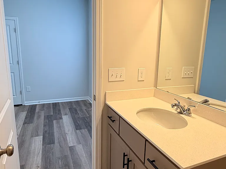 1456 Donhill Dr — Photo 19