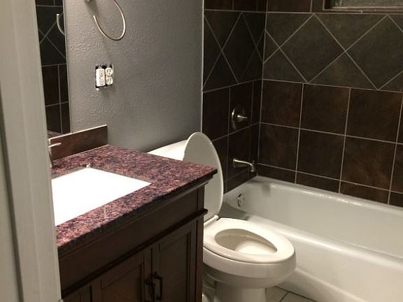 3rd image of 3112 N 51st Ter APT A