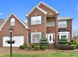 800 Millbrook Cir, Nashville, TN 37221