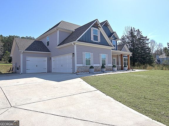 2nd image of 39 Winifred Way