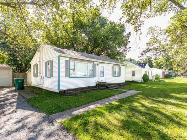 6365 Kentucky Pl, Merrillville, IN 46410