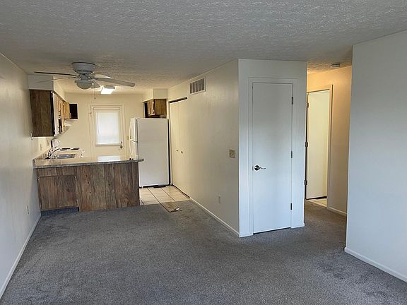 3rd image of 5206 Belle Isle Dr