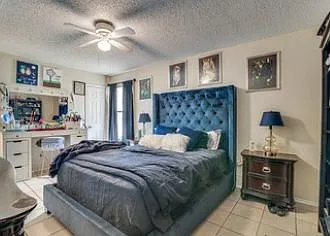 3 bed, 1389 sqft, $1,800 — Photo 2