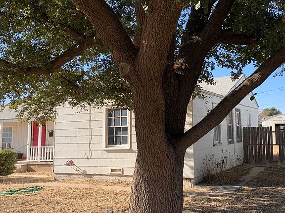 2nd image of 1004 W 20th St