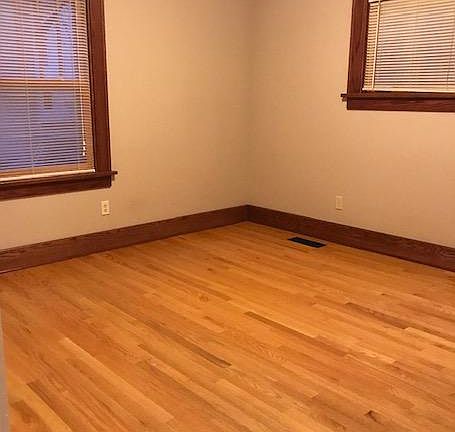 2nd image of 615 Hodge Ave