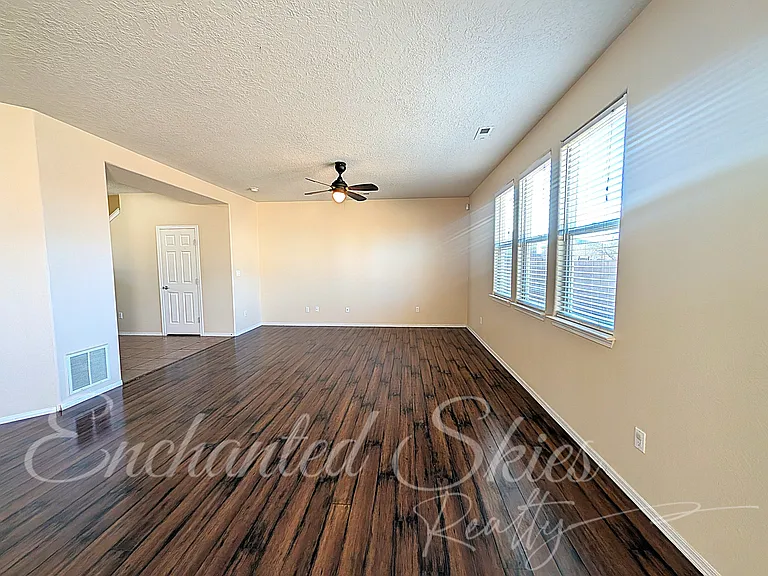 7905 Sierra Altos Pl NW — Photo 14