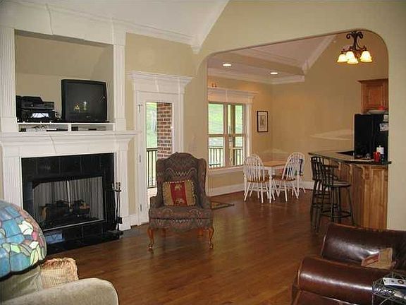 Great room looking into kitchen