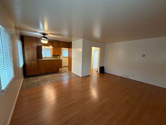4th image of 1054-1056A Pajaro St