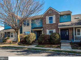 2 Washington Ct #402, East Windsor, NJ 08520