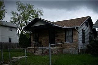 1st image of 1605 Oakridge Dr
