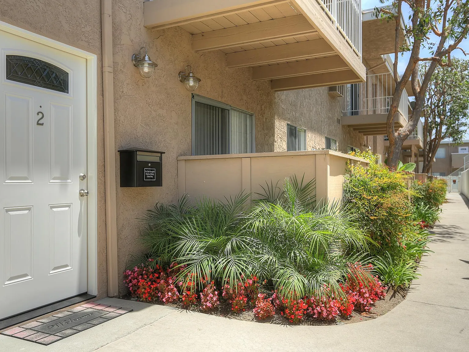 16236 Cornuta Avenue — Photo 2