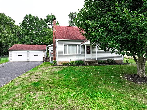 2nd image of 2433 Ridgewood Ct
