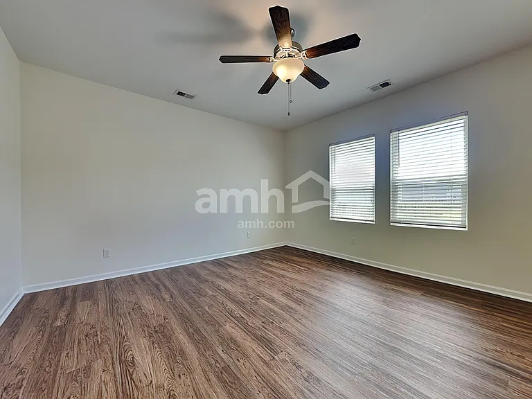 163 Orion Way — Photo 5