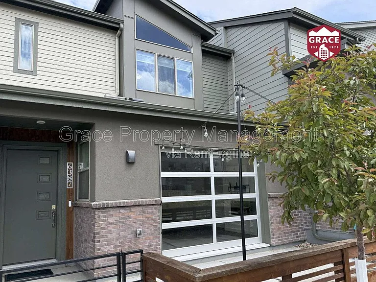 6387 Moore Ct — Photo 1