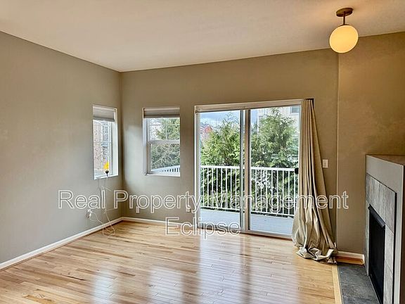 2nd image of 305 127th St SE #A