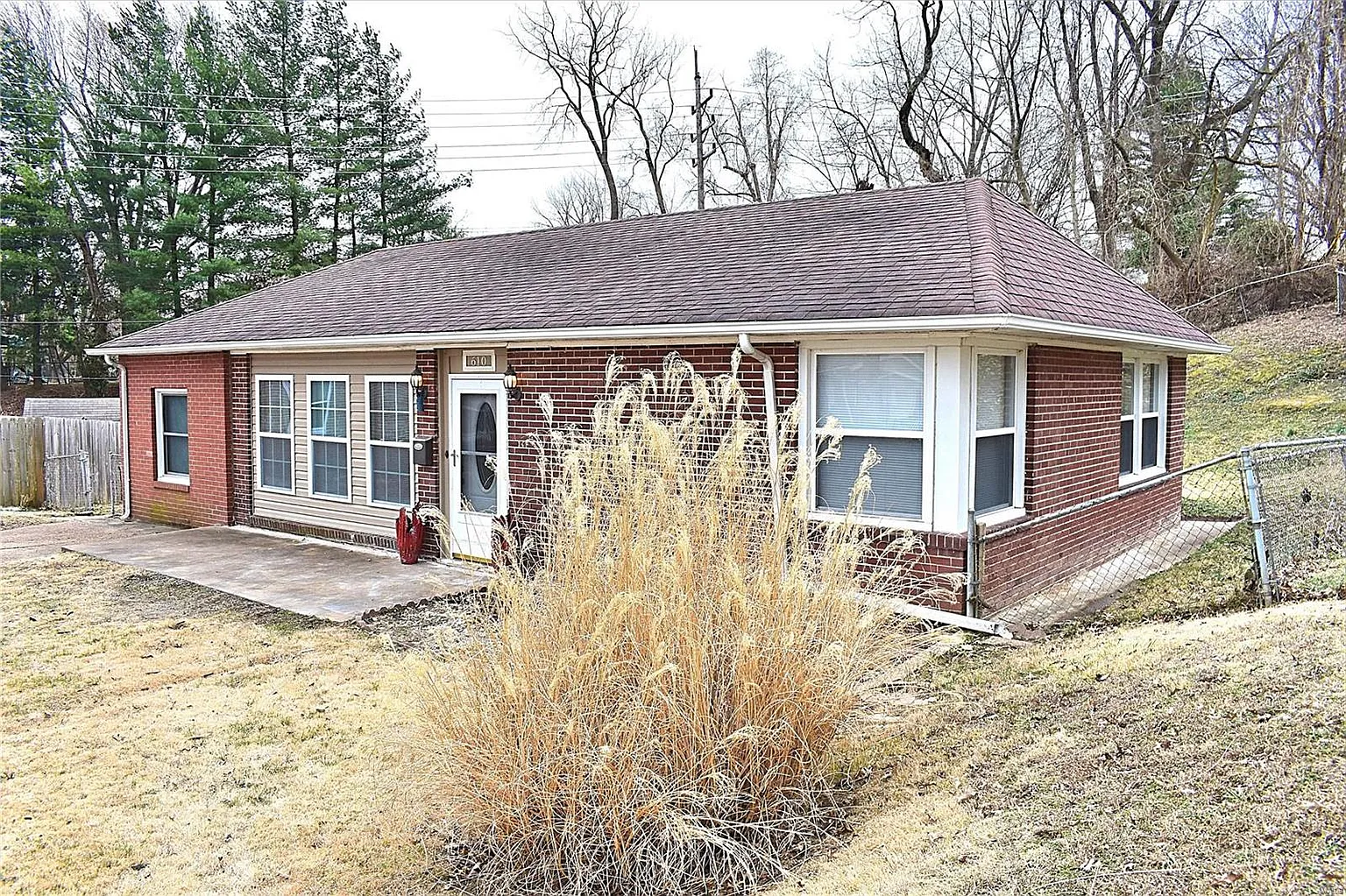610 Majesty Ct photo 1