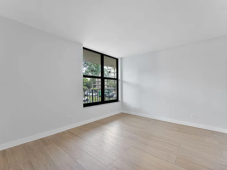20 Royal Palm Way #2060 — Photo 20