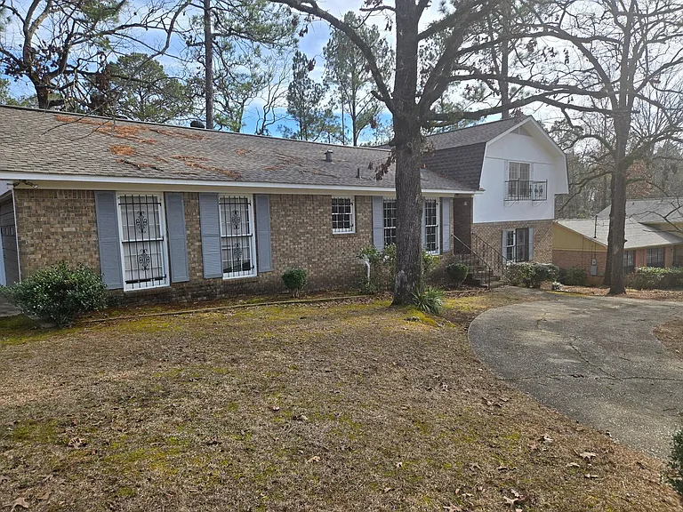 5107 Briarcliff Dr — Photo 2