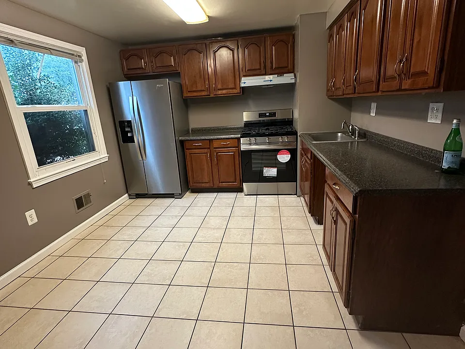 1428 Potomac Heights Dr #1428