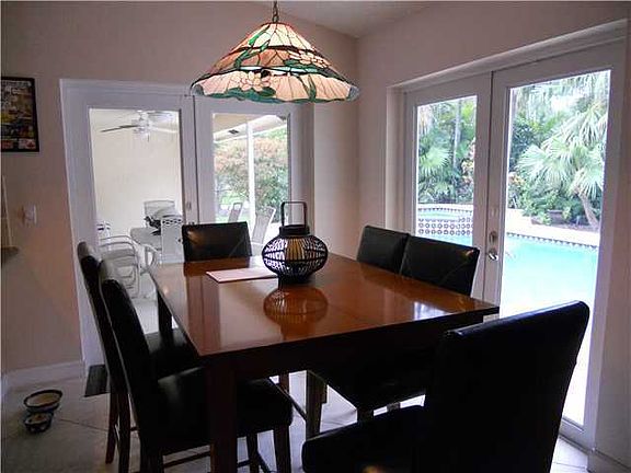 4th image of 11290 NW 1st Pl