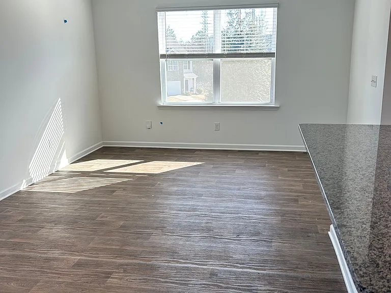 209 Belmar Rd — Photo 4