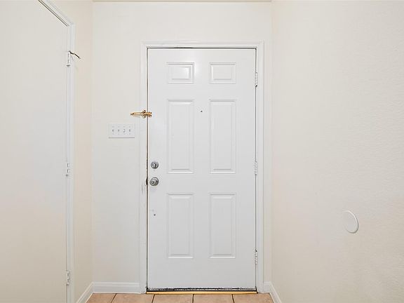 5th image of 10426 Briar Patch St