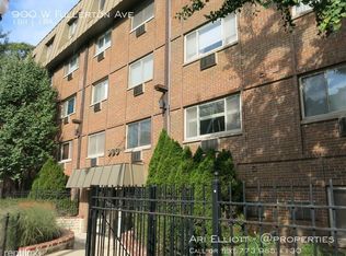 900 W Fullerton Ave APT 1C, Chicago, IL 60614