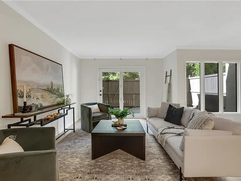 9 Ivy Gates NE — Photo 2