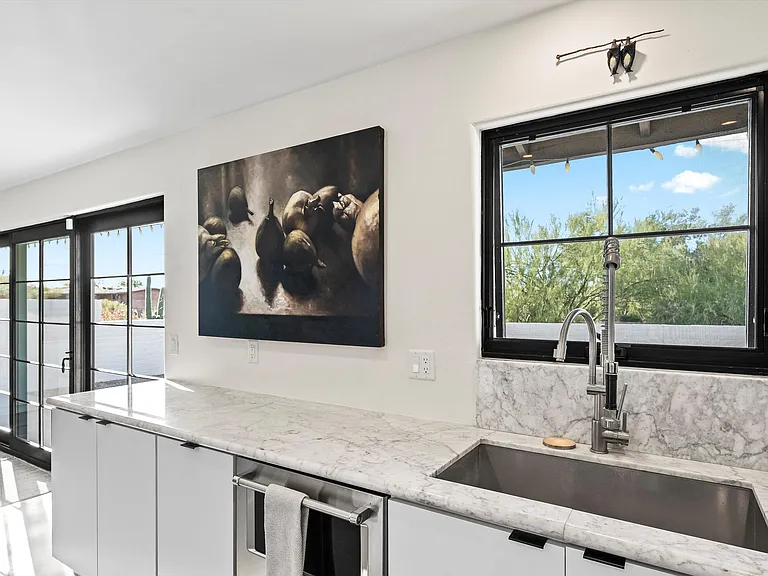 2640 E Camino La Zorrela — Photo 13