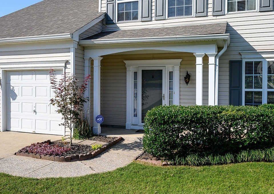 1st image of 1682 Eagle Trace Dr
