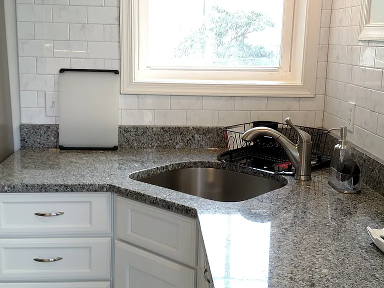 Sink with disposal.