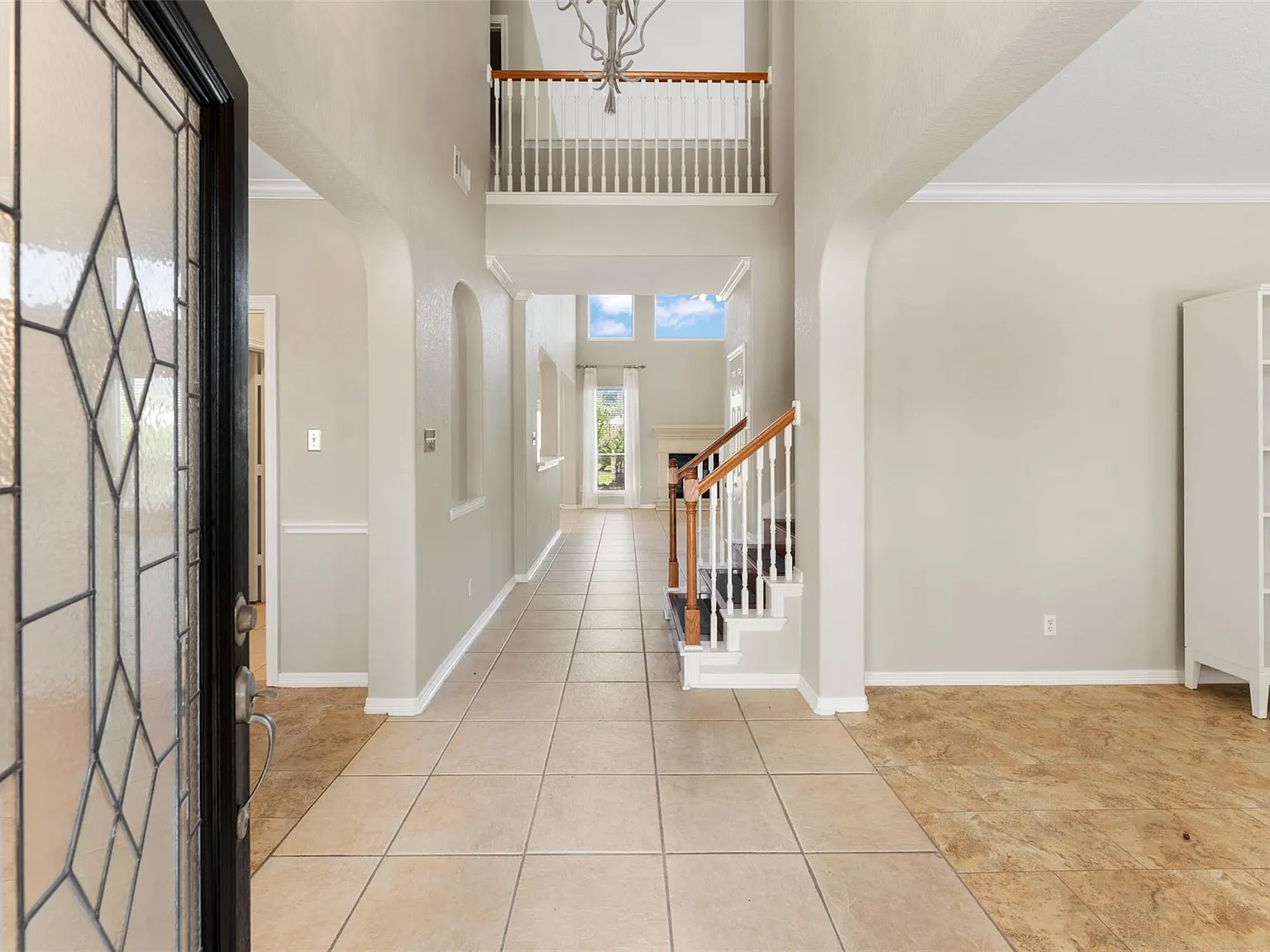 4 bed, 3.5 bath, 3161 sqft, $2,695 — Photo 4