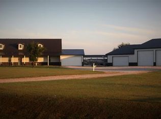 14492 W Hubbard Rd, Blackwell, OK 74631