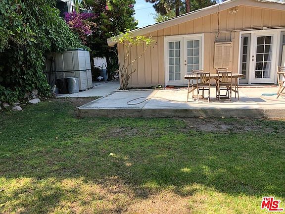 5th image of 12340 Moorpark St