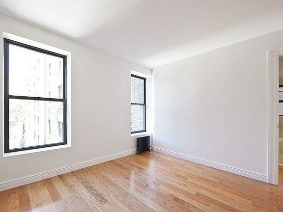 4th image of 500 Cathedral Pkwy APT 2A