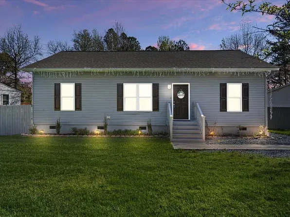 5928 Amberly Ln, Charlotte, NC 28213