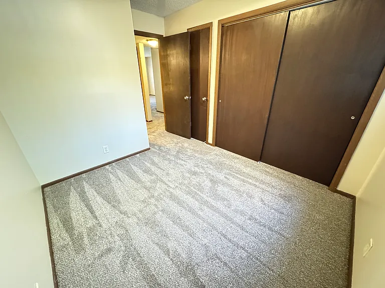 1802 Knox St #3 — Photo 14