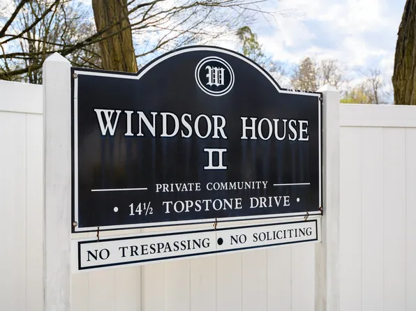 14-1/2 Topstone Drive #i, Bethel, CT 06801