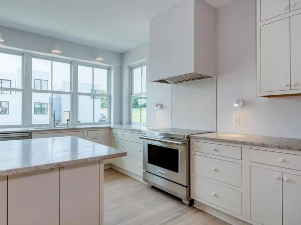 4029 Serenbe Street, Middleton, WI 53562