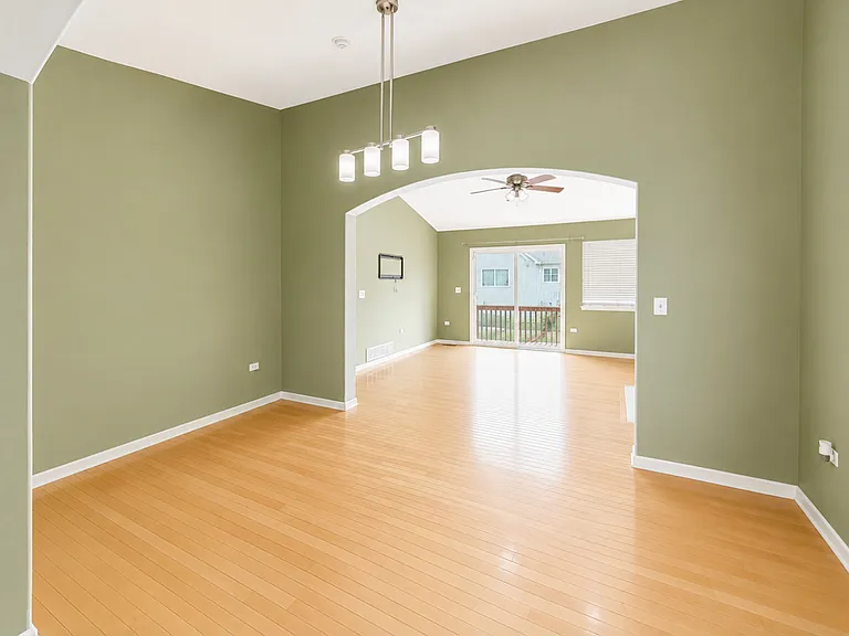 3131 Saganashkee Ln #3131 — Photo 7
