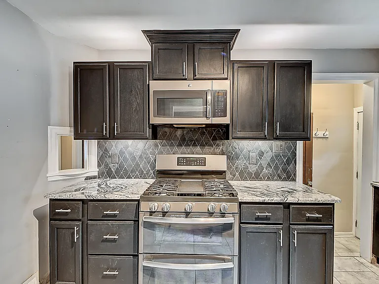 6015 Norwaldo Ave — Photo 10