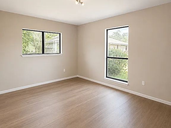 4th image of 507 Riverside Dr