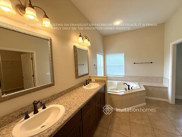 5248 Chiswick Cir — Photo 13