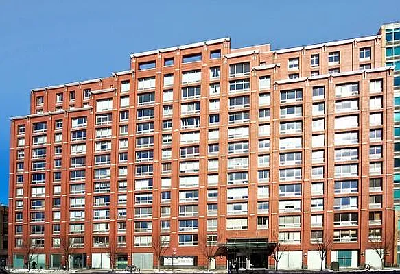 Rented by Bank Neary | media 12