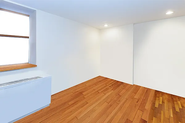 Sold by Compass | media 9