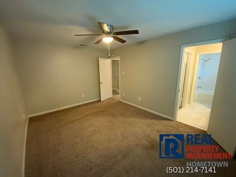 1904 Alberta Dr — Photo 10